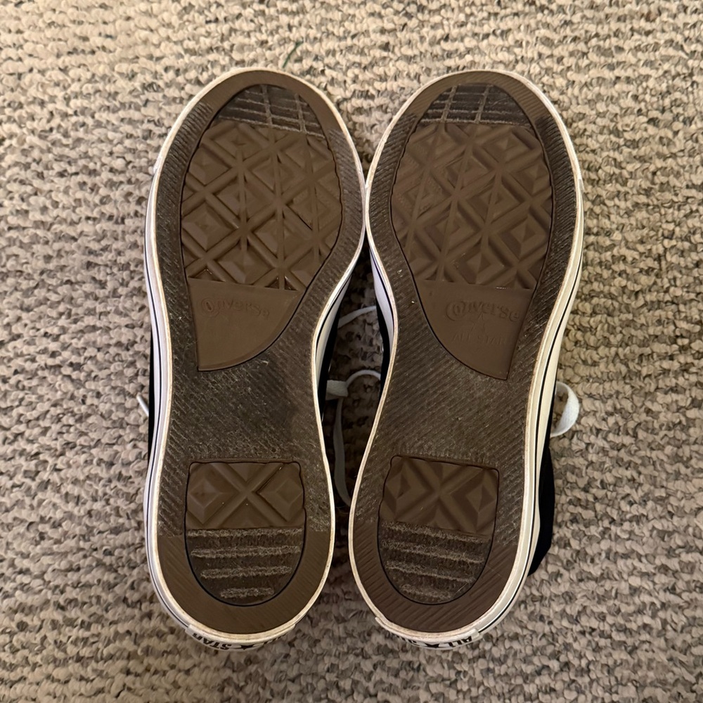 Converse Black and White High-Tops - Picture 4 of 4